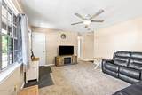 1040 Jocelin Road - Photo 9