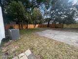 304 Lawton Avenue - Photo 6
