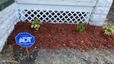 2962 Spencer Street - Photo 5