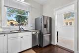 1903 Dewey Place - Photo 18