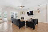 285 Silverthorn Lane - Photo 16