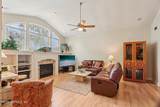 725 Piney Place - Photo 7