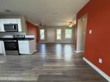 1414 Roselle Avenue - Photo 5