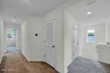136 Peace River Road - Photo 17