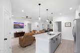 10550 Crotty Avenue - Photo 9
