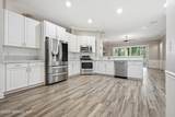 121 Edge Of Woods Road - Photo 8
