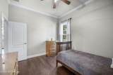 524 Silverthorn Lane - Photo 32