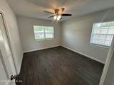 6226 Mercer Circle - Photo 14