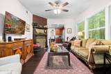1138 Walnut Street - Photo 6