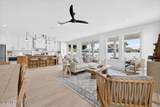 569 Myra Street - Photo 13