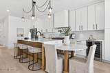 569 Myra Street - Photo 8