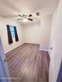 1930 6TH Street - Photo 4
