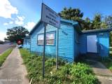 930 Cesery Boulevard - Photo 1