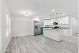2221 Jayson Avenue - Photo 10
