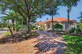 8 Old Oak Drive - Photo 2