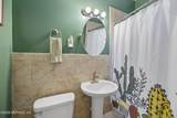4642 Crescent Street - Photo 17