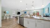 12068 Versailles Street - Photo 8