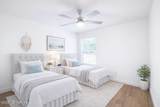 6019 Iris Boulevard - Photo 12
