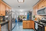 10325 Walnut Bend - Photo 11