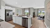 238 Hawthorn Avenue - Photo 6