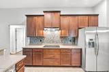 285 Adelaide Drive - Photo 15