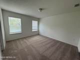 15898 Seaton Hollow Drive - Photo 5