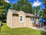 942 Saranac Street - Photo 2