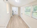 942 Saranac Street - Photo 8