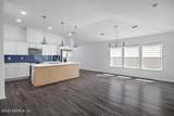 9726 Bridgeway - Photo 8