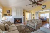 5 Moody Drive - Photo 18