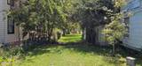 37 Grove Avenue - Photo 4