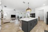 76 Park Center Avenue - Photo 15