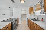 115 Shores Boulevard - Photo 15