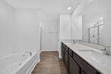 8566 Newnan Lake Drive - Photo 22
