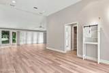 60 Roscoe Boulevard - Photo 10