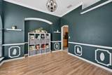 2912 Southbank Circle - Photo 18