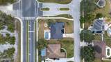 2912 Southbank Circle - Photo 43