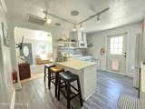 607 Twentieth Street - Photo 2