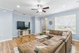 228 Gladstone Court - Photo 7