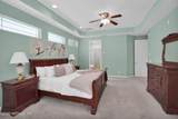 265 Oak Common Avenue - Photo 32