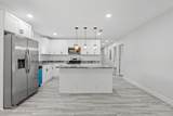 2221 Jayson Avenue - Photo 9