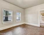 448 Day Avenue - Photo 8