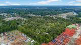 9032 New Kings Road - Photo 14