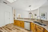 2421 Hawkcrest Drive - Photo 17
