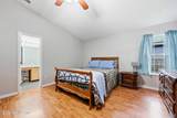 2856 Sutton Estates Circle - Photo 15
