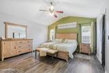 8961 Country Bend Circle - Photo 17