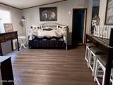1901 Peregrine Place - Photo 16