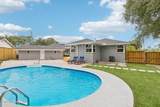 1634 Woodmere Drive - Photo 3