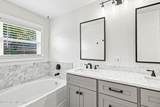 11189 Windlesham Court - Photo 21