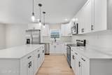 1046 Line Street - Photo 6